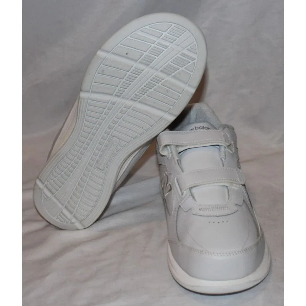 New Balance Men's‎ 577 V1 Hook and Loop Walking Shoe White 9.5 4E EEEE